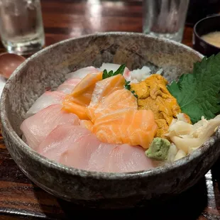Unagi don with hamachi (yellowtail) and madai (seabream), with addition of king salmon