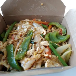 Drunken noodles, phad kee mao