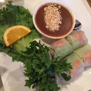 Shrimp summer rolls