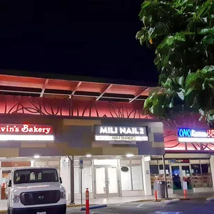 Elvin's Bakery, Mili Nails 2, Ono Korean BBQ at Night