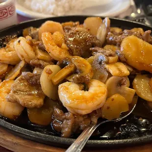 Beef and Shrimp with Mushroom Oyster Sauce