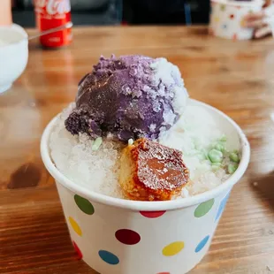 Halo-Halo
