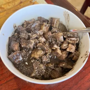 Dinuguan