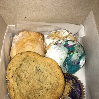 Sea Salt Chocolate Chip Cookie