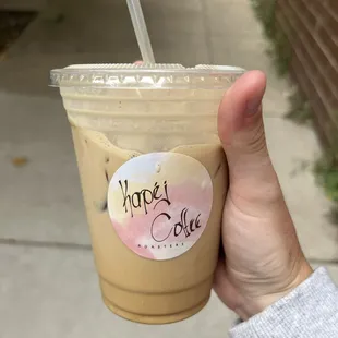 Iced dulce de lèche latte! 12/10