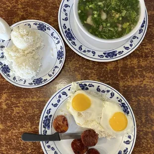 Oxtail Soup &amp; Hawaiian Portuguese Sausage Breakfast