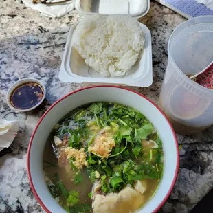 ramen and noodles, food