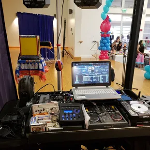 Dj/Magic Show