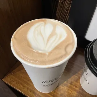 Hot chocolate (20oz). Love how even this has latte art