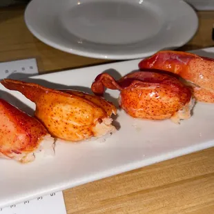 Look at these luscious claws!