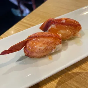 Lobster Claw Roll