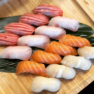 Toro, Yellowtail, Salmon, Scallop sushi