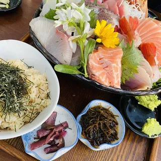 Preimium Chirashi