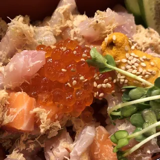 Kappo Miyabi seafood box