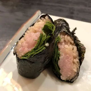 Yellowtail Handroll