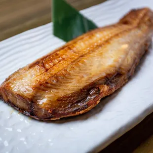 Saba Shioyaki (grilled mackerel)