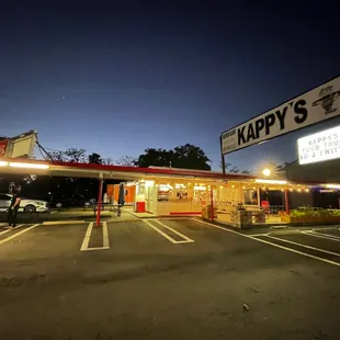 the outside of the restaurant