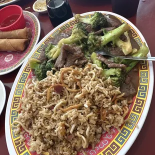 Broccoli, beef combo plate
