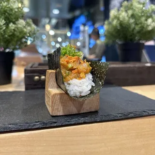 Crunch Cry Baby Hand Roll
