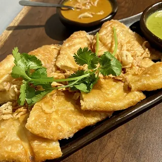 Roti with Dipping Sauce (Vegan)