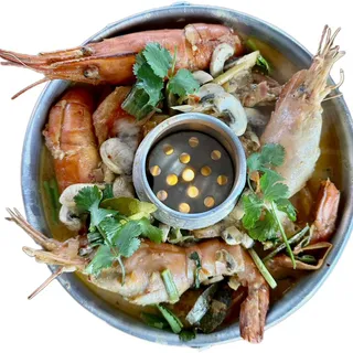 Creamy Tom Yum River Prawn