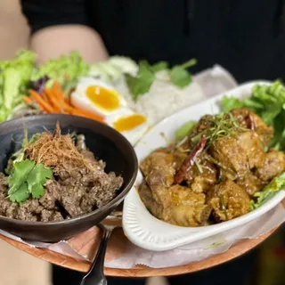 SET 2 STIR FRY DRIED CURRY w/ PORK RIB SATOR PRAWN