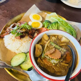 SET 3 THAI FERMENTED FISH ORGANS CURRY (KAENG TAI PLA) PORK BELLY