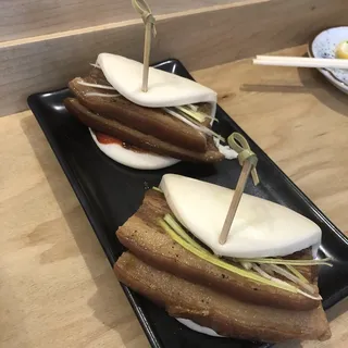 2 Pieces Pork Belly Bun