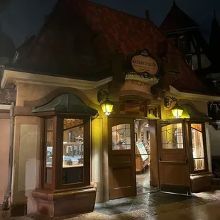 the entrance to the restaurant