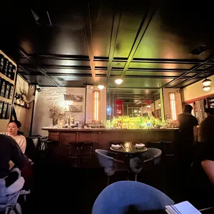 sushi and sashimi, interior