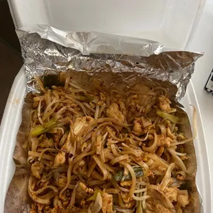 Chicken N1. Pad Thai (Hot)