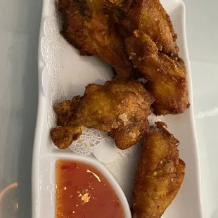 Fried chicken wings