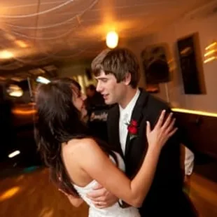Karen&apos;s Fireside - Your full-service wedding reception venue.  Check out our website to see details about our wedding package.