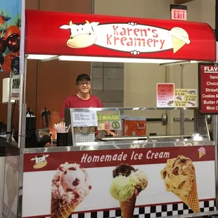 Large cart at Phoenix Convention Center