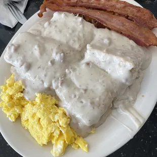 Country Scramble with Hash Browns