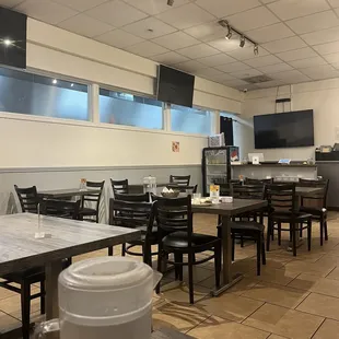 ramen and noodles, interior