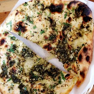 Pesto Garlic Naan