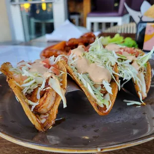 two tacos on a plate