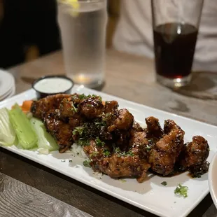 Boneless Wings (firecracker)