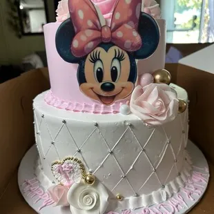 My beautiful cake Karla made for my baby