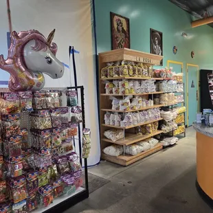 bagels, interior