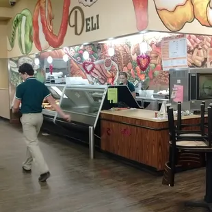 Good food, friendly service with a smile..for here or to go