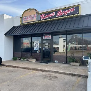 the outside of the restaurant