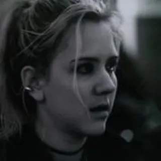 Kelli B.