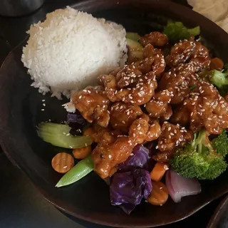 Spicy Sesame Wok Lunch