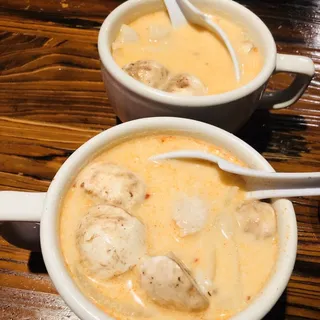 Chicken Coconut Soup (Tom Hai Gai)