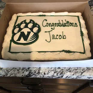 Beautiful and very tasty cake from Karma Cakes