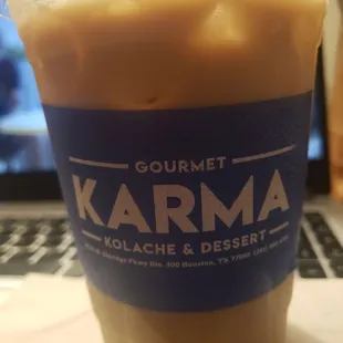 An absolutely delicious iced vanilla coffee. Very nice balance of sweetener where you can still experience the smooth coffee notes.