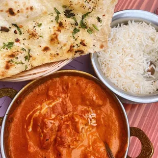 Garlic naan, chicken tikka masala, rice