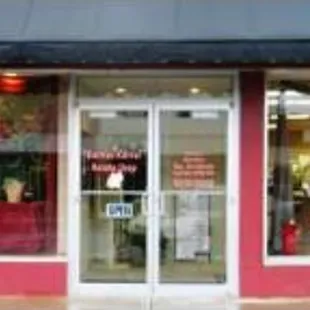 Karman Korner storefront.